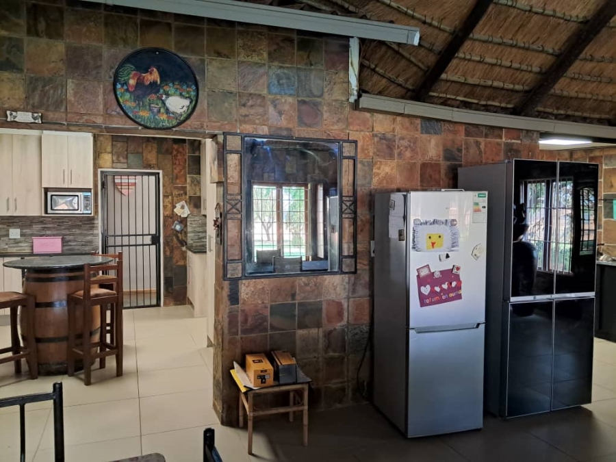 5 Bedroom Property for Sale in Rietfontein A H North West